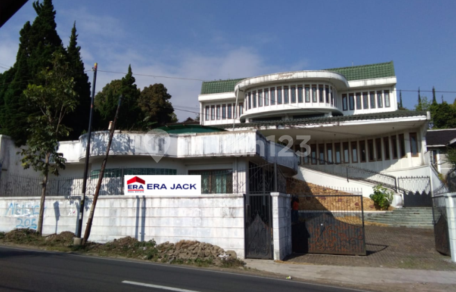 Rumah Mewah Siap Huni di Kolonel Masturi