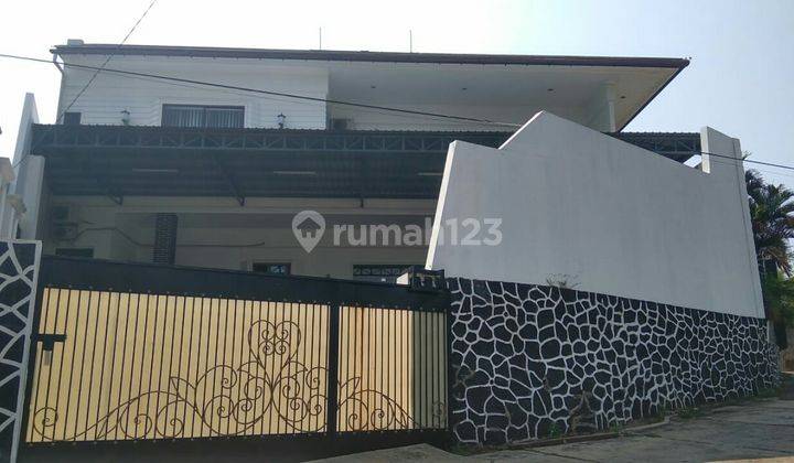 Rumah besar dan nyaman tenang lokasi premium semarang 1