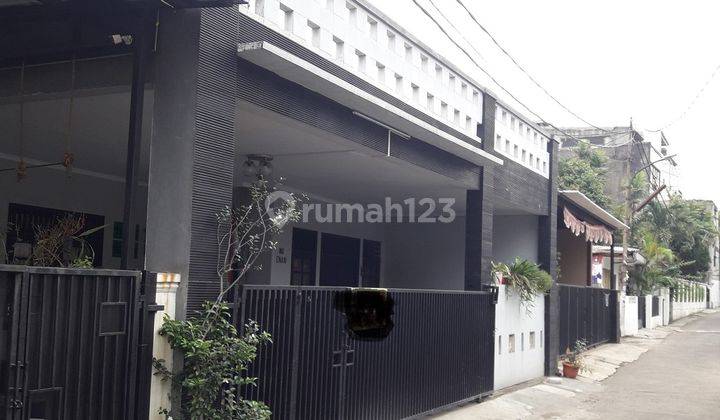 Rumah Pasar Minggu Dekat Jalan  Raya Utama Cocok Untuk Kantor 1