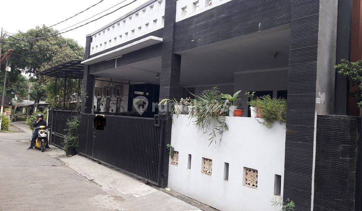 Rumah Pasar Minggu Dekat Jalan  Raya Utama Cocok Untuk Kantor 2