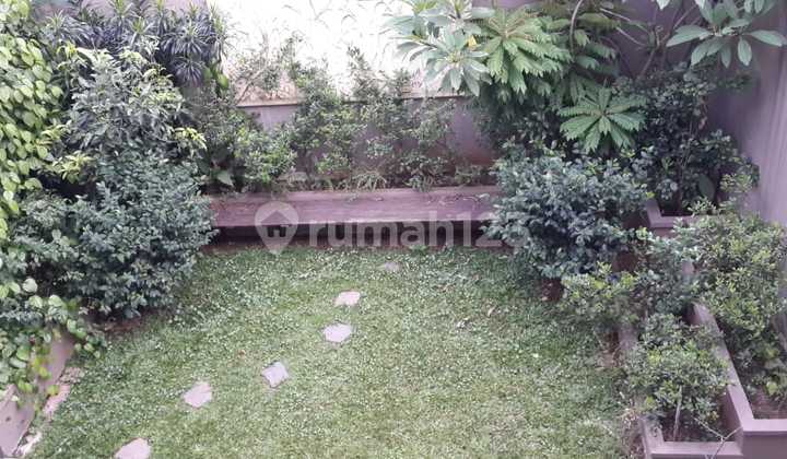 Rumah Full Furnis Di Cluster Alam Sutera 2