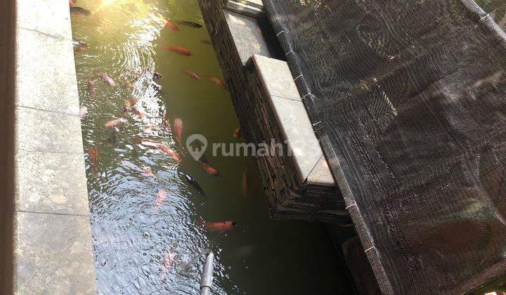 Rumah besar 2 kavling  di Bekasi Timur