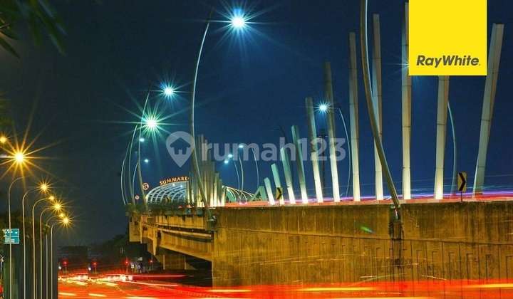 Rumah Renov View Kolam Renang 12X18 Hoek Summarecon Bekasi Bekasi