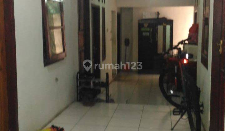 Rumah plus 8 kamar kost di depan Mall Gandaria city,  Jakarta Selatan 2