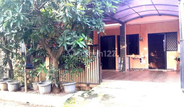 Rumah siap huni 1 lantai depan taman di Melati Mas 1