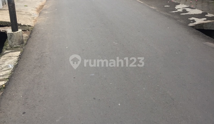 Cheap and Rare House. Jl. Bb, Near Keb. Lama. 2