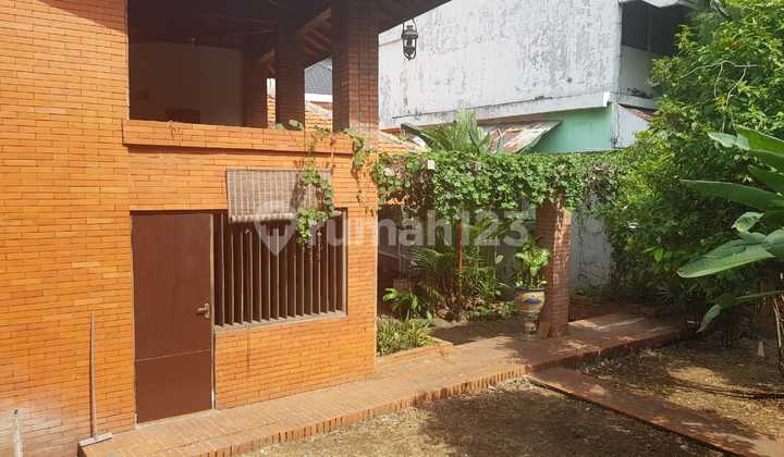 Harga NJOP! Hitung Tanah! Rumah di Kramat Sentiong, 50 m dr Kramat raya. Bisa 4 lantai 2