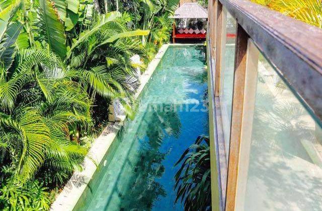 Luxury Freehold Villa in ideally located in good area of kerobokan,close to the famous find dining area of Petitenget,Seminyak and Oberoi at Kerobokan Kuta,Badung Bali 2