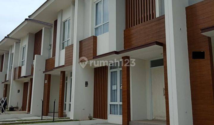 Rumah cantik di Garden ville Citra Raya 1