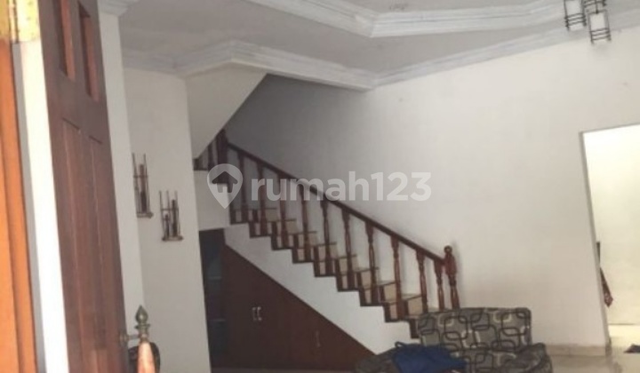 rumah cantik terawat di Palm resident jati waringin 2
