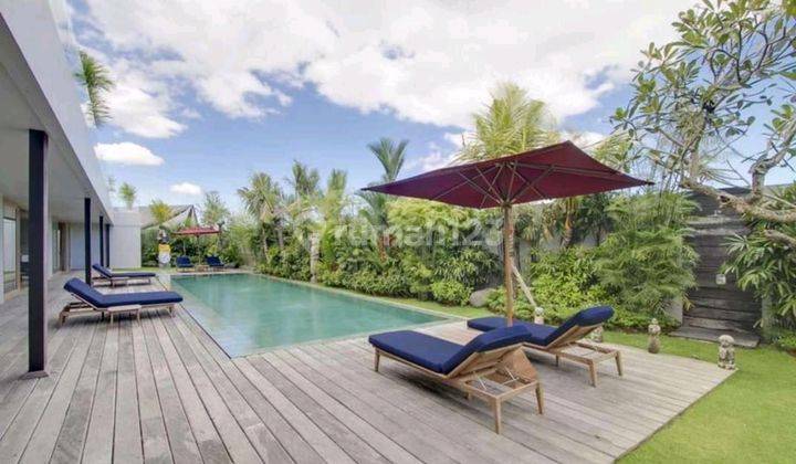 Beautiful 5 Bedrooms Freehold Villa at Tibubeneng Canggu, North Kuta, Kuta, Badung Bali 2