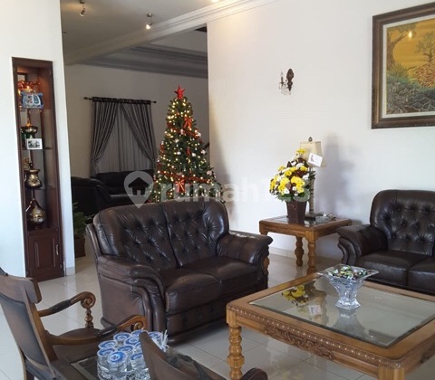 Rumah mewah 2 lantai full furnished Winangun Batukota Manado 2
