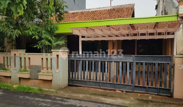 Dijual tengah kotaRumah Siap Tempati Di Jl. Erlangga Tengah Gg I , Semarang 1