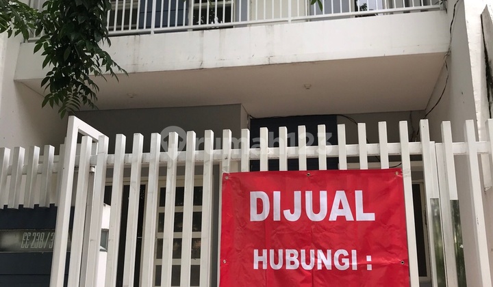 Rumah baru minimalis 2 lantai Nirwana Eksekutif Surabaya