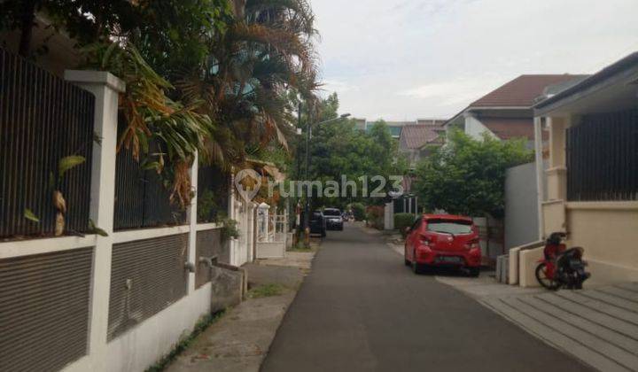 Rumah lama hitung tanah di Cempaka putih jakarta pusat 2