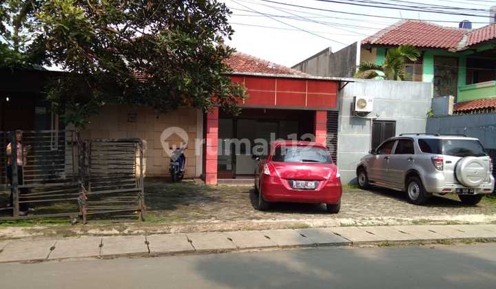Rumah / tempat usaha 500m dari TB. Simatupang