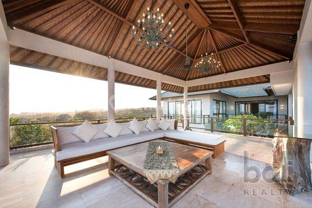 Modern European Style Four Bedroom Villa With Infinity Pool In Pandawa Cliff 1790 A 2