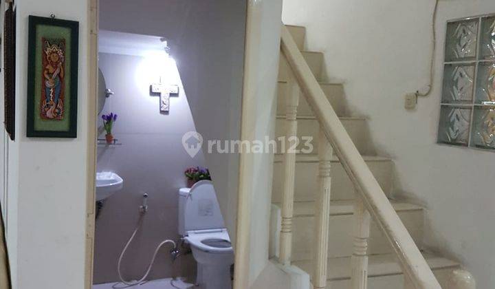 Rumah Full Furnished, Renov Dan Layak Huni di Roxy Jakarta Pusat 2