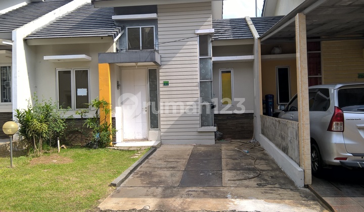 Ready-to-Live House Near Cisauk Station.