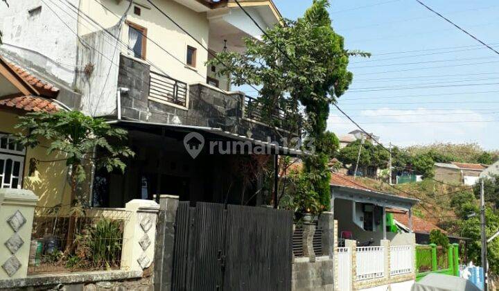 Rumah dua lantai siap huni 2