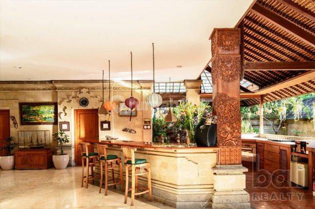 Traditional Style 3 Bed Villa Close To Seminyak Beach 1722 A 2