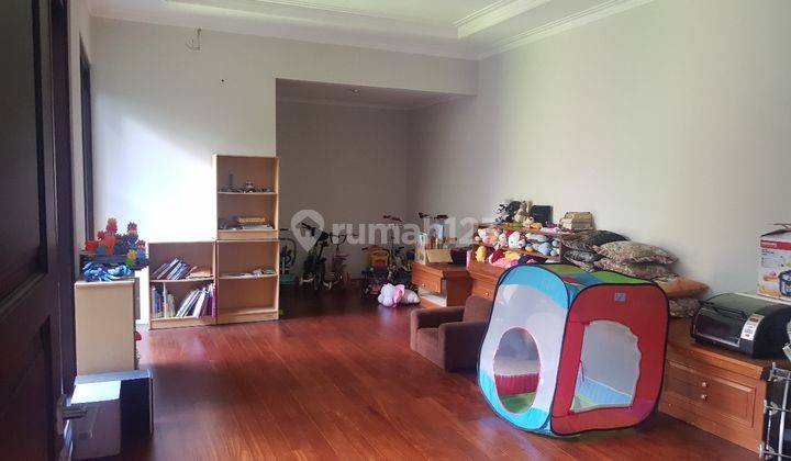 Rumah minimalis klasik siap Huni setrasari 2