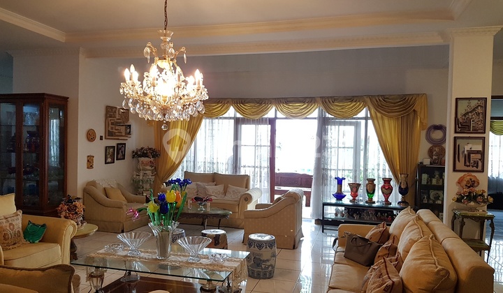 2-Story House in Setrasari Wing, Price Reduced!