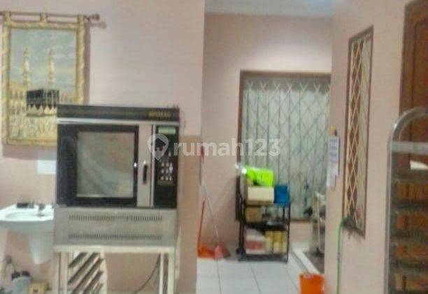 RUMAH 3 LANTAI COCOK UNTUK DIBUAT KOSAN 2