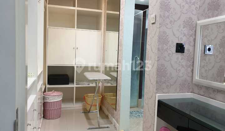 Apartment Cosmo Teras di area yang strategis, dekat dengan Thamrin City 1