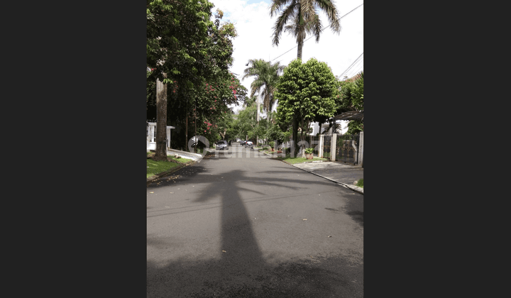 Rumah Terawat Asri Siap Huni Di Pondok Indah, Jakarta Selatan 2