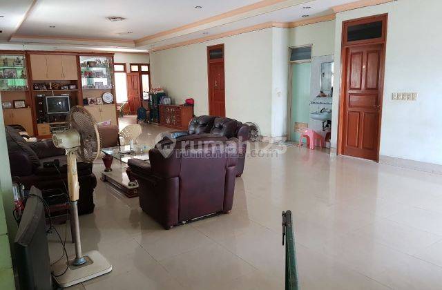 Turun Harga Rumah Sekaligus Workshop di Jembatan Besi 1