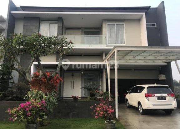 rumah lux dan asri di komplek kota baru parahyangan 1