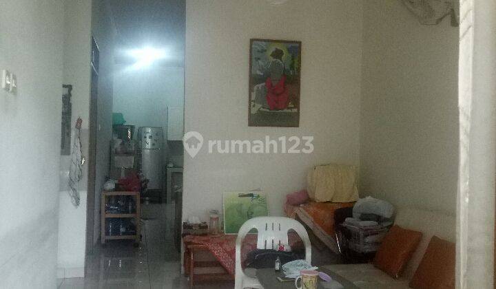 Rumah Bagus Siap Huni. Depan Taman 2