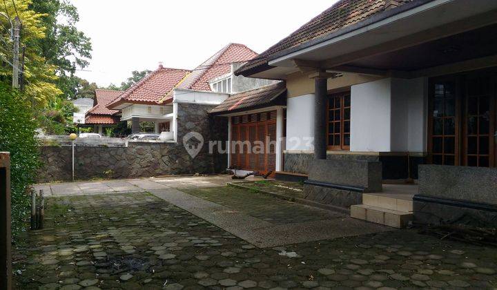 Rumah khusus untuk kantor di Sayap Dago, strategis dan istimewa 2