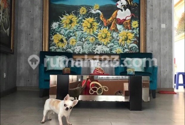 Luxury House in PIK Very Well-Maintained