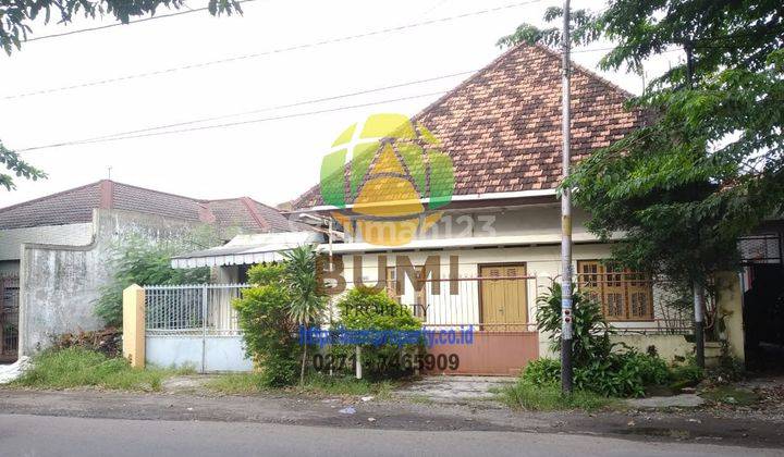 Rumah hitung tanah lokasi solo kota akses jalan besar 1