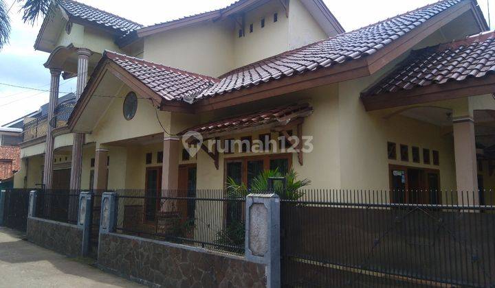 Rumah di Lingkungan tenang 1