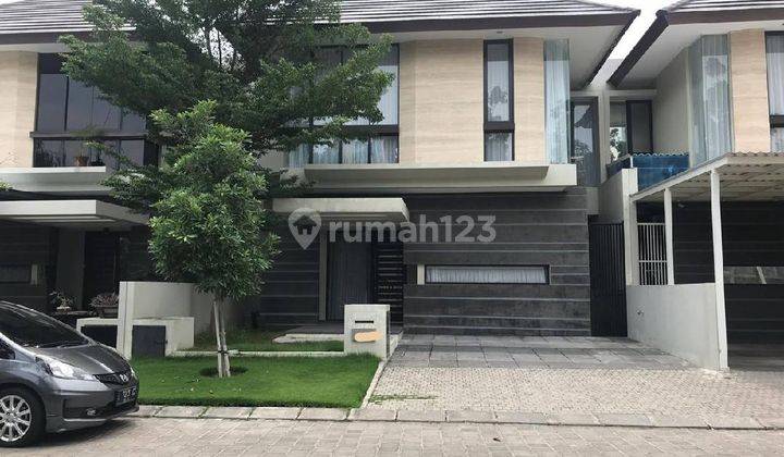 Rumah SUPER BAGUS! semi furnished siap huni di Astoria Park, Babatan Pantai 1