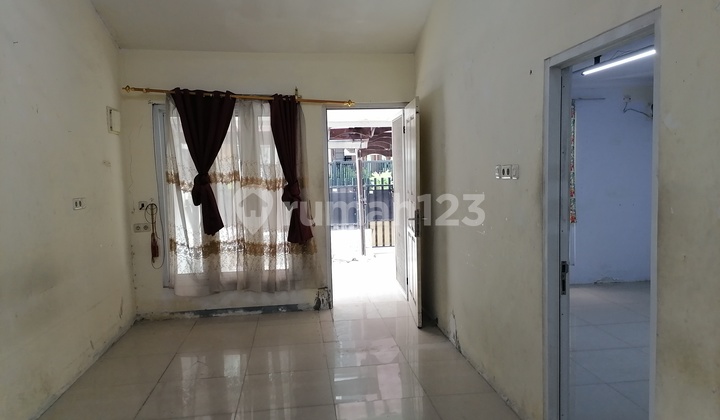 (0154SA)DI SEWA RUMAH KELAPA GADING RAPI BERSIH sudah DI CAT BARU Rp47JUTA nego Canopy 1
