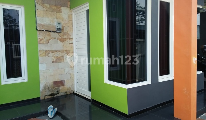 Rumah mini bagus terawat colorfull dekat kampus harga nego cepat butuh dana segar 2