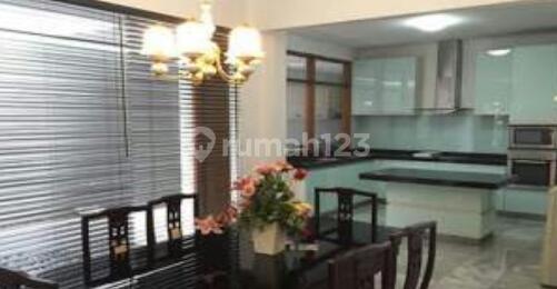 Serene residence in Pondok Indah 2