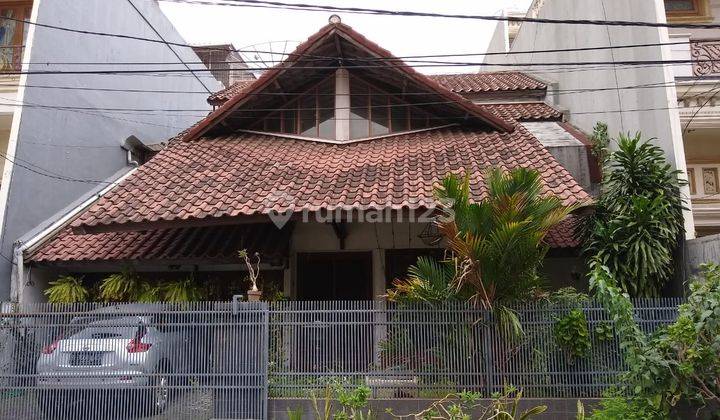 Rumah Tua di Sunter Ukuran 12 x 25 1