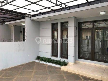 Nice and Minimalist House For Rent 2