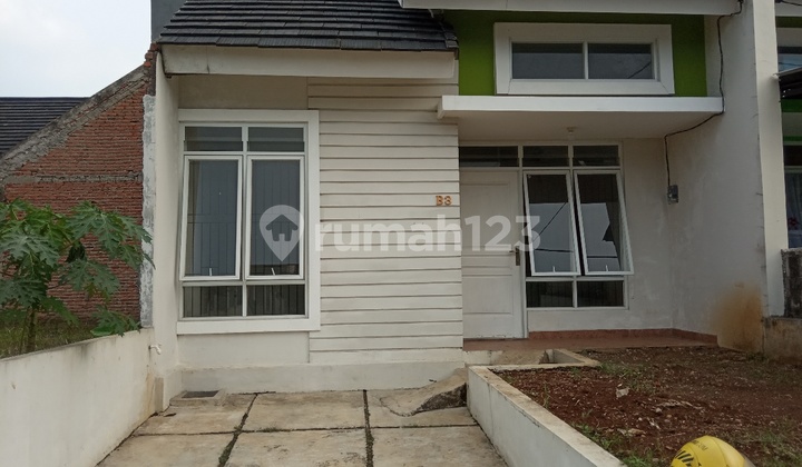 rumah minimalis dekat stasiun 2
