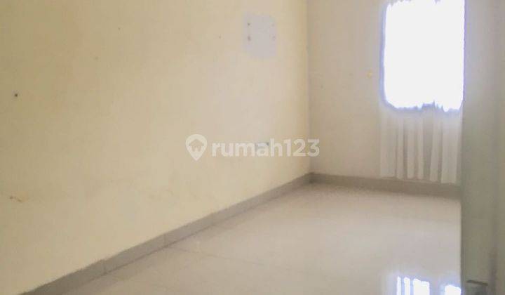 Rumah minimalis jalan 2 mobil 2