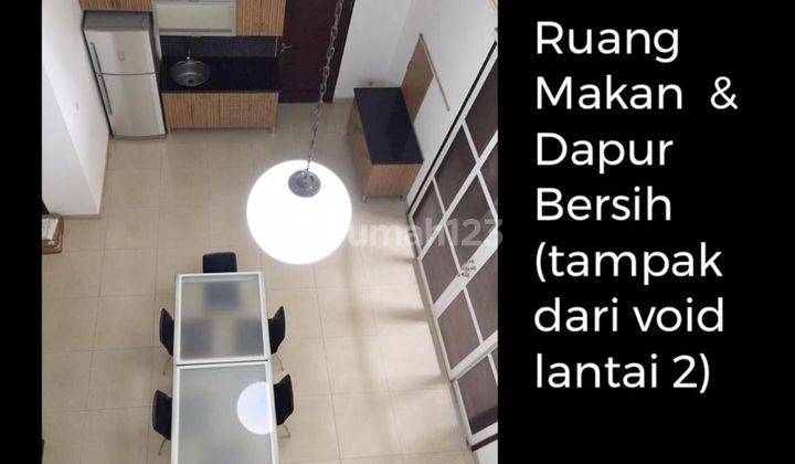 Rumah minimalis 2.5 lantai di Puspita Loka, BSD City 2