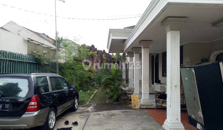 Rumah Lama Murah Cocok Untuk Townhouse Kawasan Elite Pejaten 1