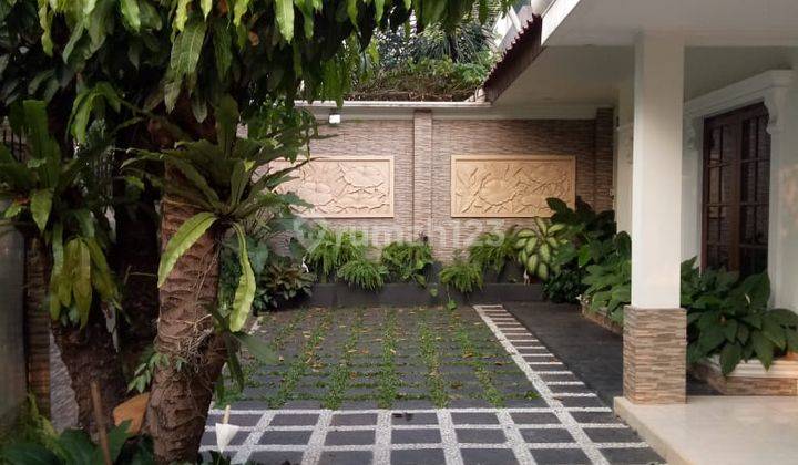 Rumah di Jl. Cibeber 5/3, Senopati . 5+5BR, Pool. Furnish 1