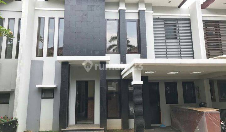 Rumah bagus  siap huni  di  Jakarta  Selatan 1