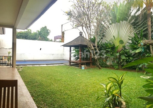 Nice Modern Tropical Stand Alone House Ajh03016